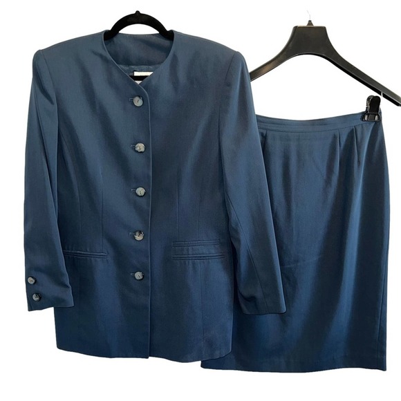 Kasper Dresses & Skirts - Kasper Skirt Suit Women’s Blazer Jacket Size 8 Navy Blue